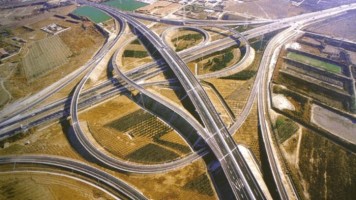 中国“阿甘”分手后长跑200公里