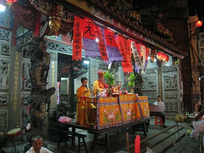 Halloween in China – The Hungry Ghost Festival