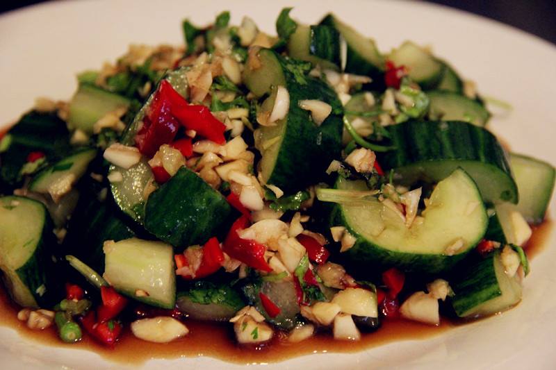 Simple Chinese Smashed Cucumber