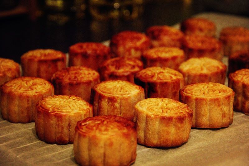 How to Make Mid-Autumn Festival Mooncakes