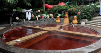 重庆“火锅”温泉 hotpot hotspring in chongqing