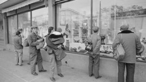 Shop window in 1978 - The Chairman's Bao