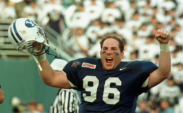 Learning Mandarin Helped Chad Lewis in the NFL