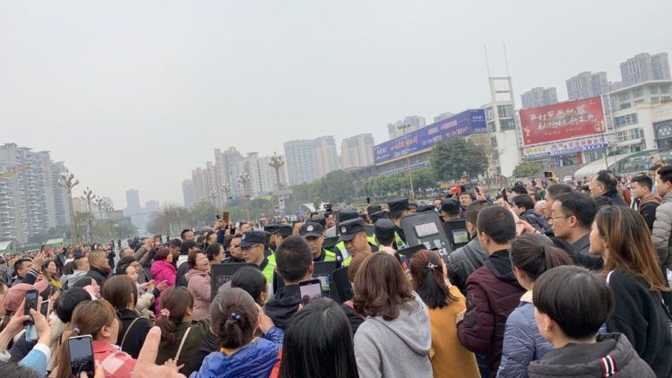 Parents Faked Chengdu School Food Scandal, Authorities Say