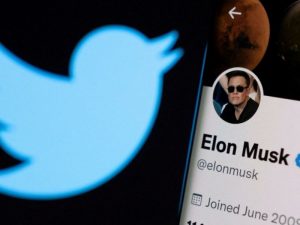 Elon Musk Buys Twitter for 44 Billion USD