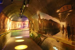 Bomb Shelter Converted into Scenic Spot in Chongqing