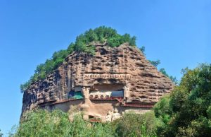 Photographer Dedicates Career to Documenting Chinese Grotto Art