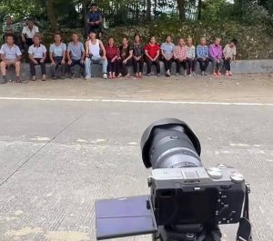 Vlogger Goes Viral for Capturing Rural Life in Fujian