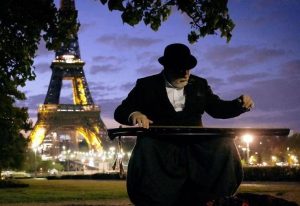 British Musician Develops Passion for Chinese Guqin
