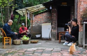 Chinese Influencer Captures Rural Life in Shaanxi