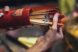 Mysticism Sees Growth in Popularity Among Young Chinese