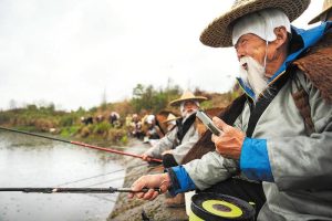 "Wild Men" Job Ad Attracts 10,000 Applications