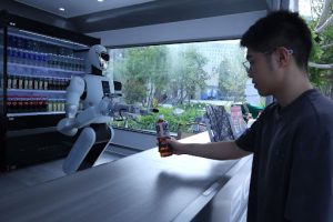 Robot-Run Convenience Store Opens in Beijing