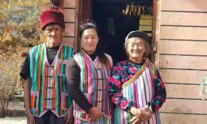 How Derung Ethnic Group Uses Tea for Marriage Proposals