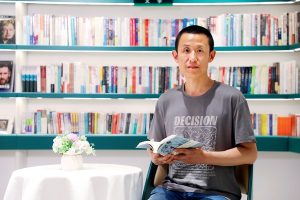 How a Courier Became a Best Seller With Book on Life Delivering Parcels