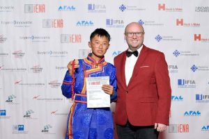 14-Year-Old Chinese Teen Wins International Innovation Award