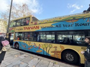 Buses to Promote Taiwan Tourism Hit London's Streets