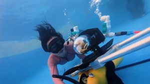 Pets Go Scuba Diving in Nanning