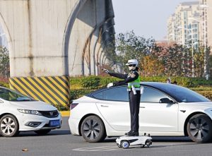 Robot Cop Directs Traffic in Anhui Province