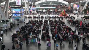 Reverse Spring Festival Travel Gains Popularity for CNY