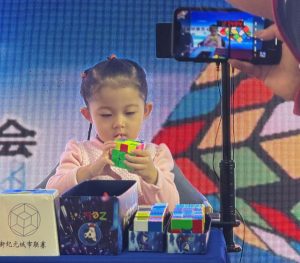 3-Year-Old Beats Rubik's Cube in 19 Seconds