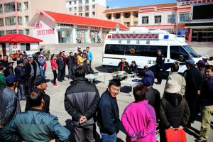 Mobile "Court on Wheels" Hears Cases in Sichuan Province