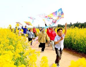 Students in China Play Sports to Welcome Spring