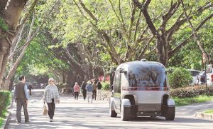 Driverless Minibuses Provide Libraries On Wheels in Guiyang