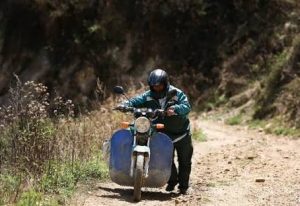 Life of a Postman in Remote Yunnan Villages