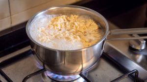 Police Help Children Cook Dinner After 110 Call