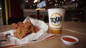 U.S. Fried Chicken Giant Draws 2-Hour Queues for First China Store