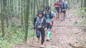 Huge Trail Race Draws Thousands as Young Chinese Take Up the Sport